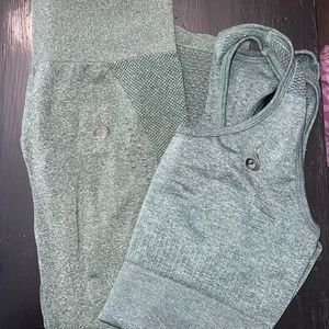 Ryderwear gym leggings and sports bra